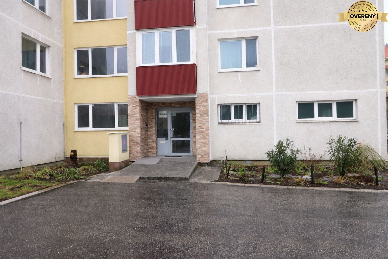NUERA︱PREDAJ - 3i byt v pôvodnom stave v obľúbenej časti Petržalky