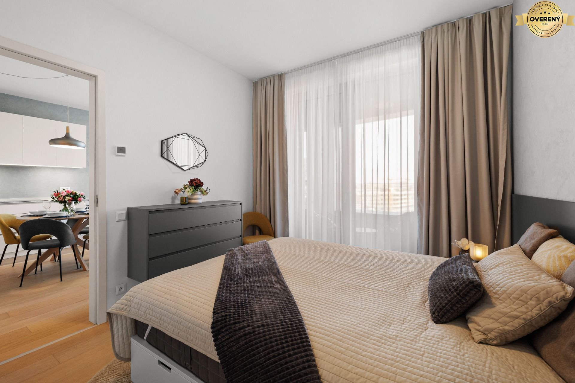NUERA︱SKY PARK nadštandardný zariadený 2-izbový byt na 15. poschodí