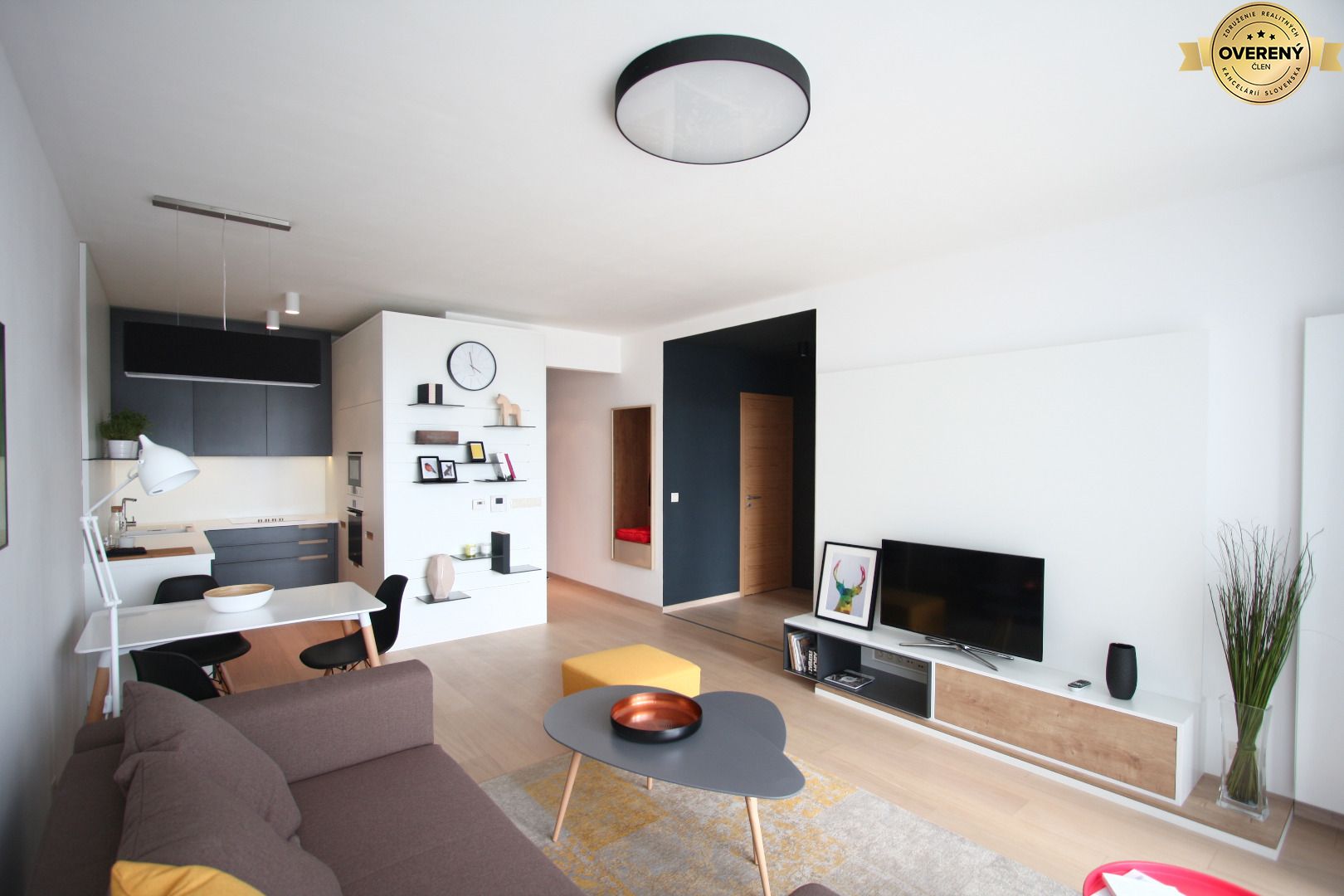 NUERA ︱ PREDANÉ - 2i byt v Panorama City, mestský život na dosah