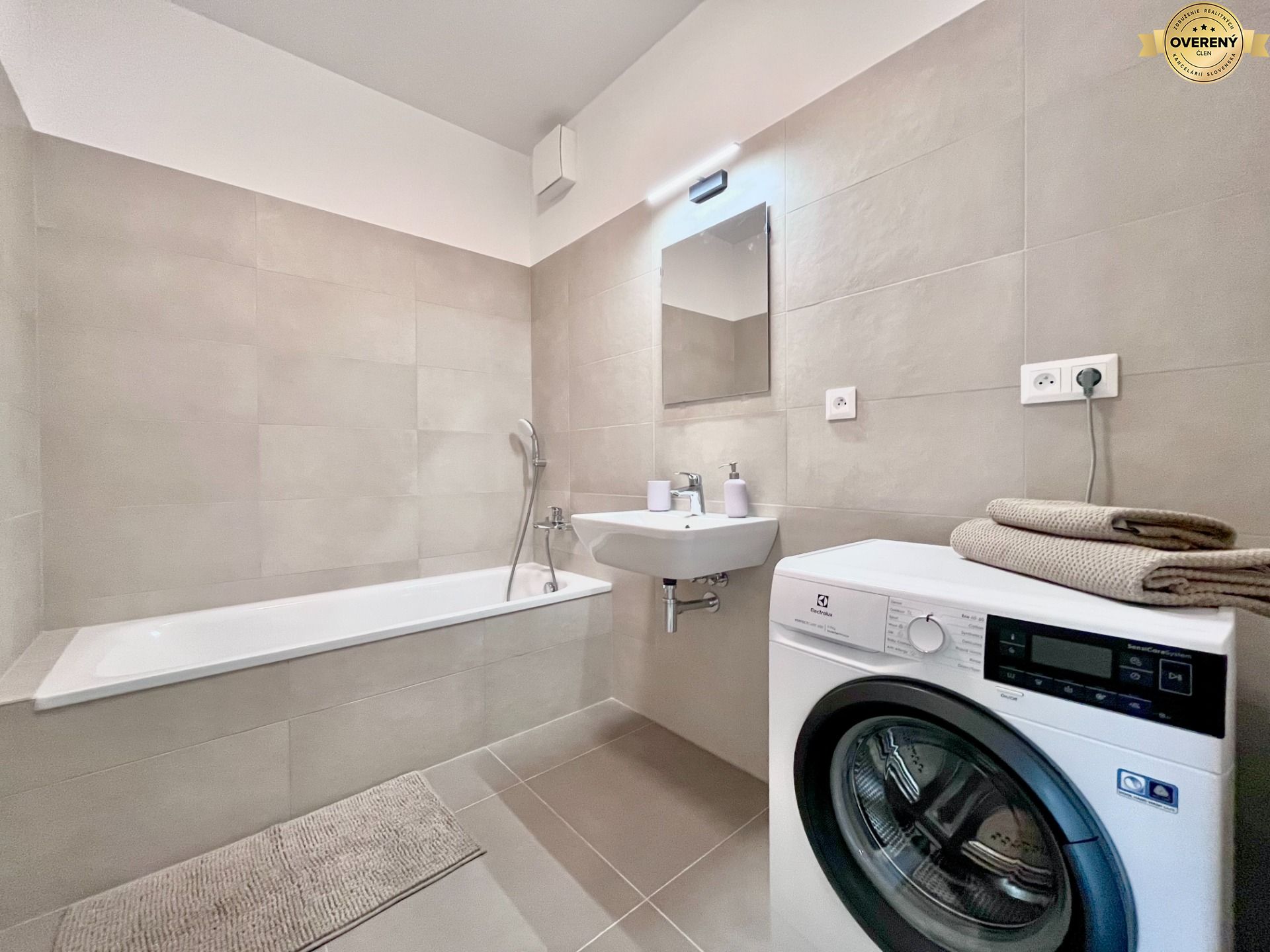 REZERVOVANÉ︱NOVÝ RUŽINOV - zariadený 2-izbový apartmán so záhrado