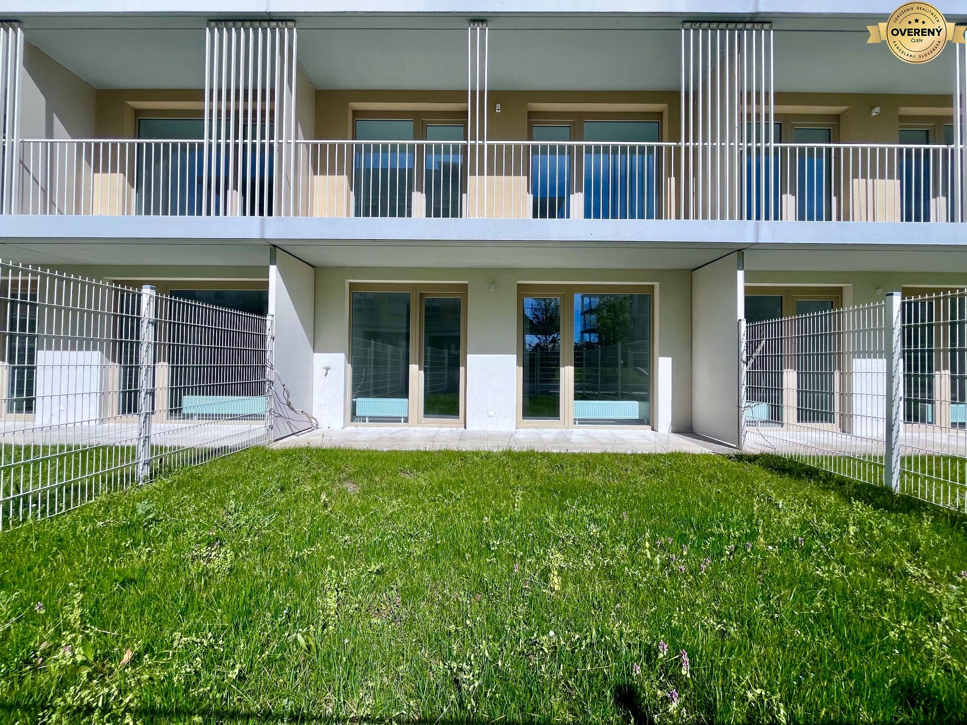 REZERVOVANÉ︱NOVÝ RUŽINOV - zariadený 2-izbový apartmán so záhrado