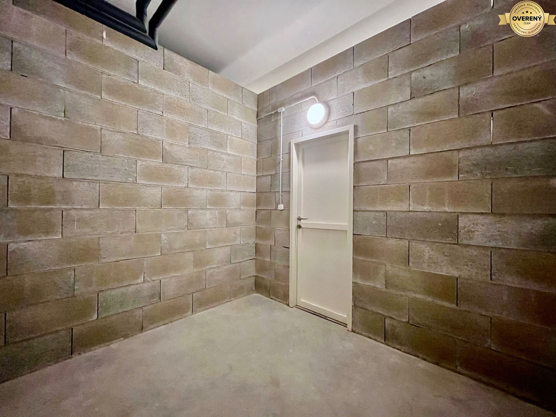 REZERVOVANÉ︱NOVÝ RUŽINOV - zariadený 2-izbový apartmán so záhrado