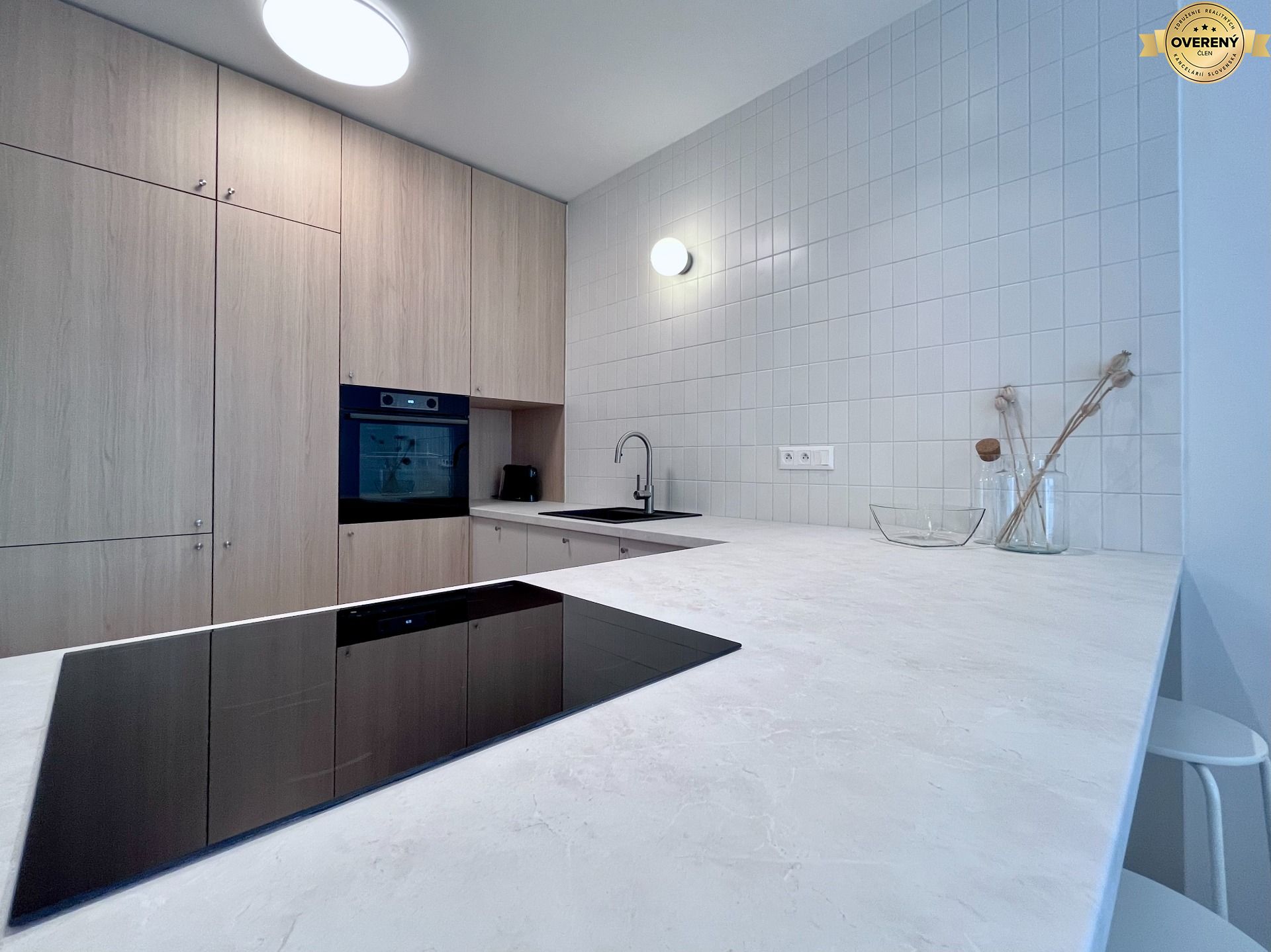 REZERVOVANÉ︱NOVÝ RUŽINOV - zariadený 2-izbový apartmán so záhrado