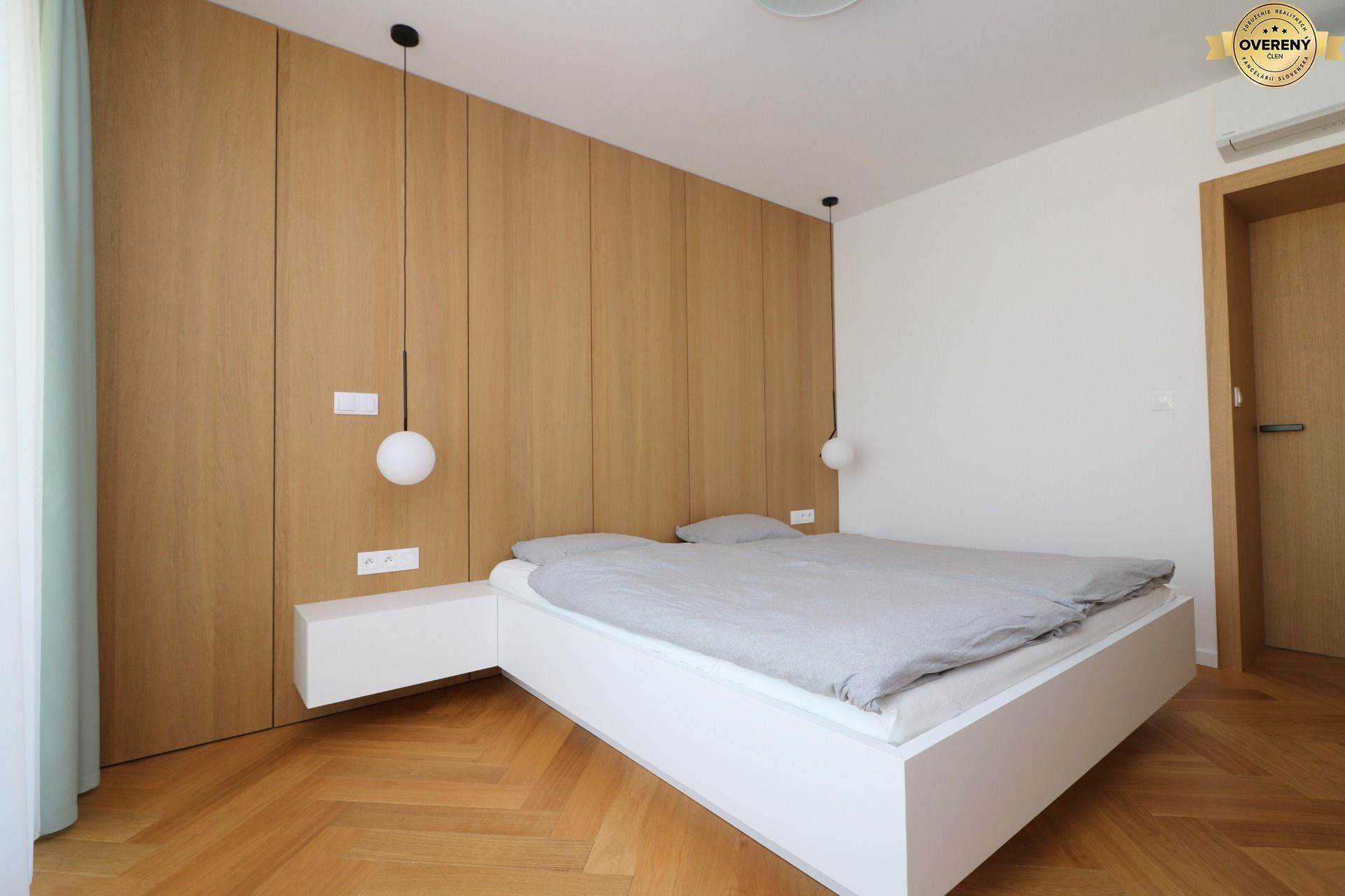 NUERA︱Penthouse s terasou s krásnymi výhľadmi v Dúbravke