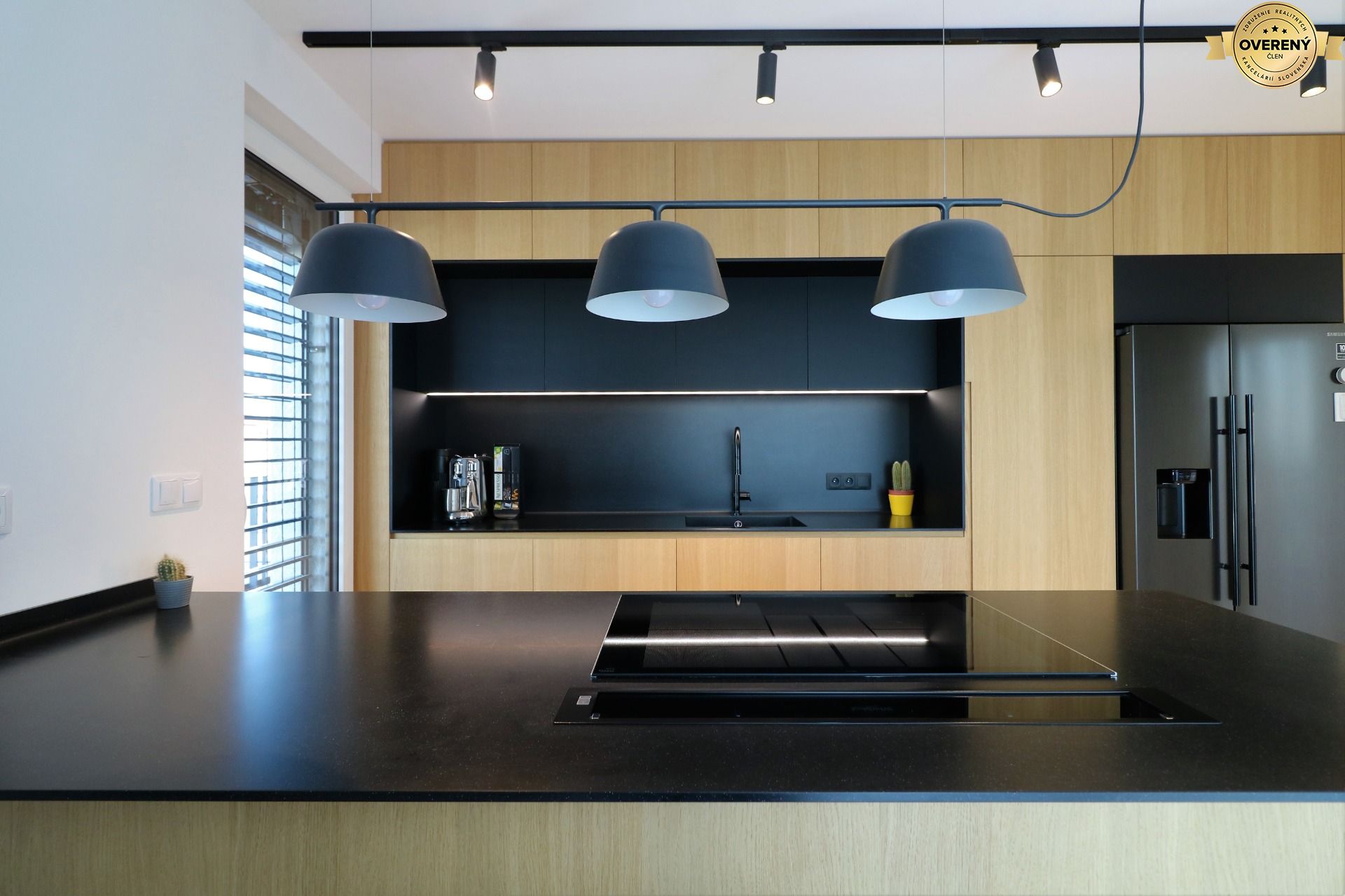 NUERA︱Penthouse s terasou s krásnymi výhľadmi v Dúbravke