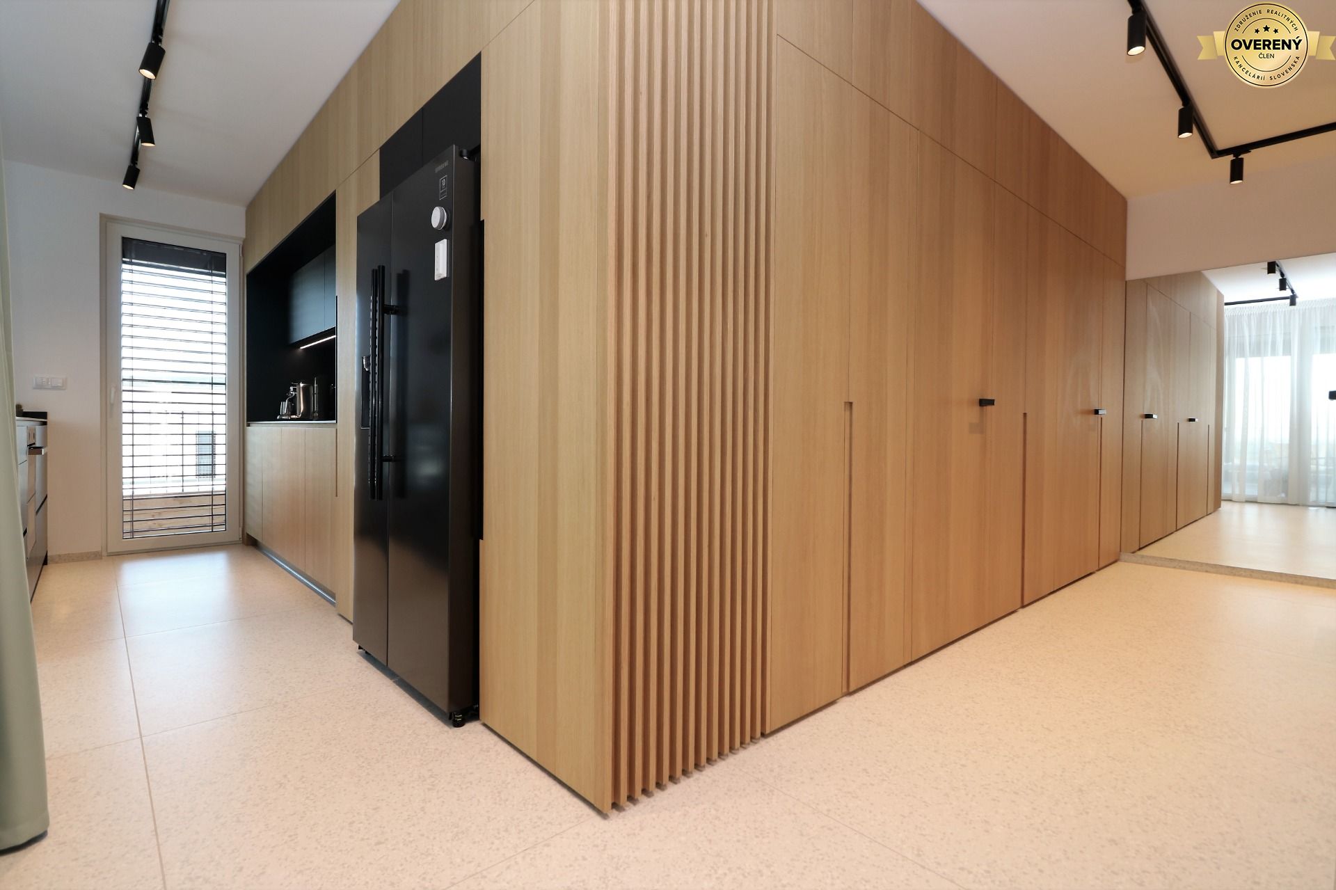 NUERA︱Penthouse s terasou s krásnymi výhľadmi v Dúbravke