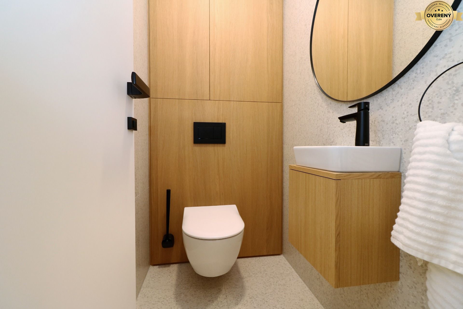 NUERA︱Penthouse s terasou s krásnymi výhľadmi v Dúbravke