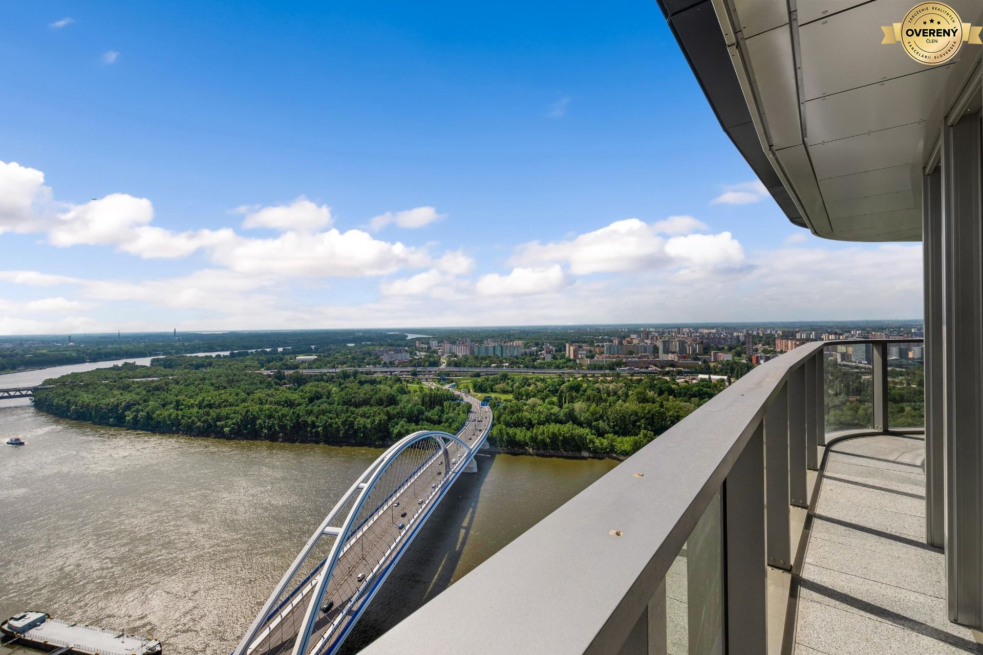 NUERA︱EUROVEA TOWER - Penthouse 4-izbový s výhľadom na Dunaj, 44.p.