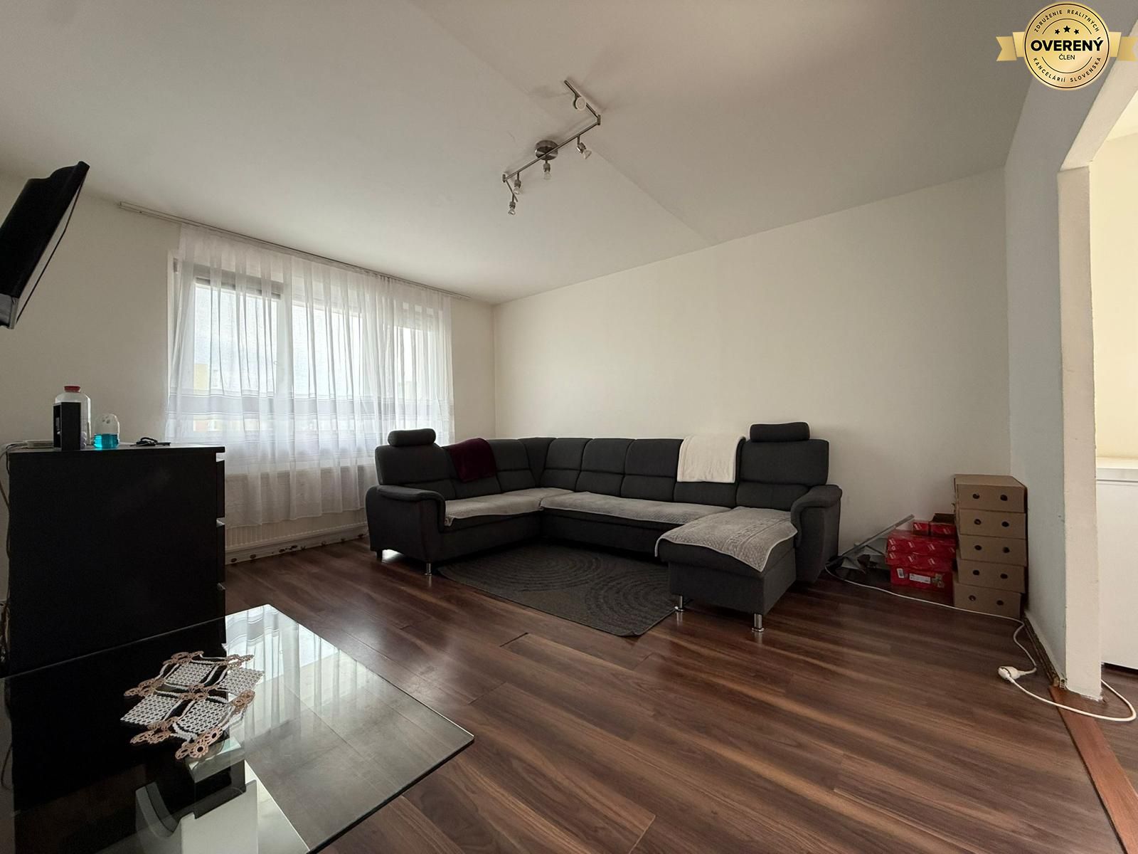 NUERA I Slnečný 2-izbový byt s balkónom, Drobného